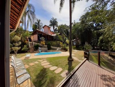 Casa para Venda, em Jaboticatubas, bairro Condomínio Parque das Aguas de Serra Morena, 3 dormitórios, 2 banheiros, 3 suítes, 4 vagas