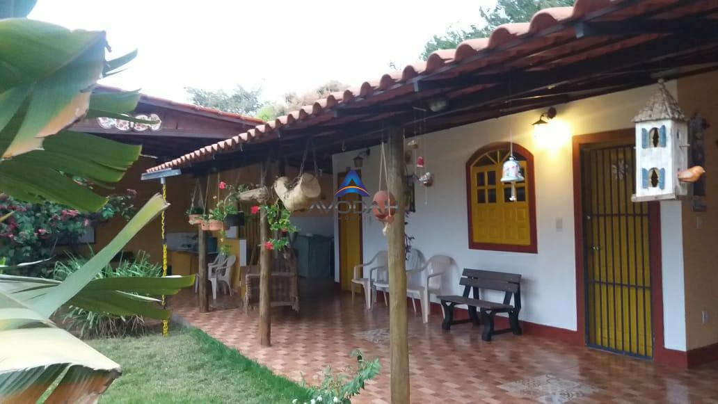 Chácara à venda com 4 quartos, 1785m² - Foto 10