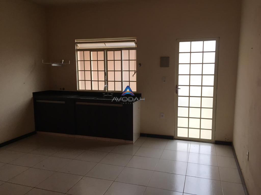 Casa à venda com 2 quartos, 200m² - Foto 16