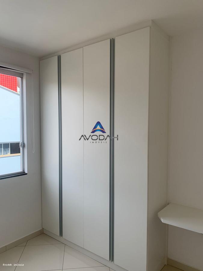 Apartamento à venda com 2 quartos, 70m² - Foto 11