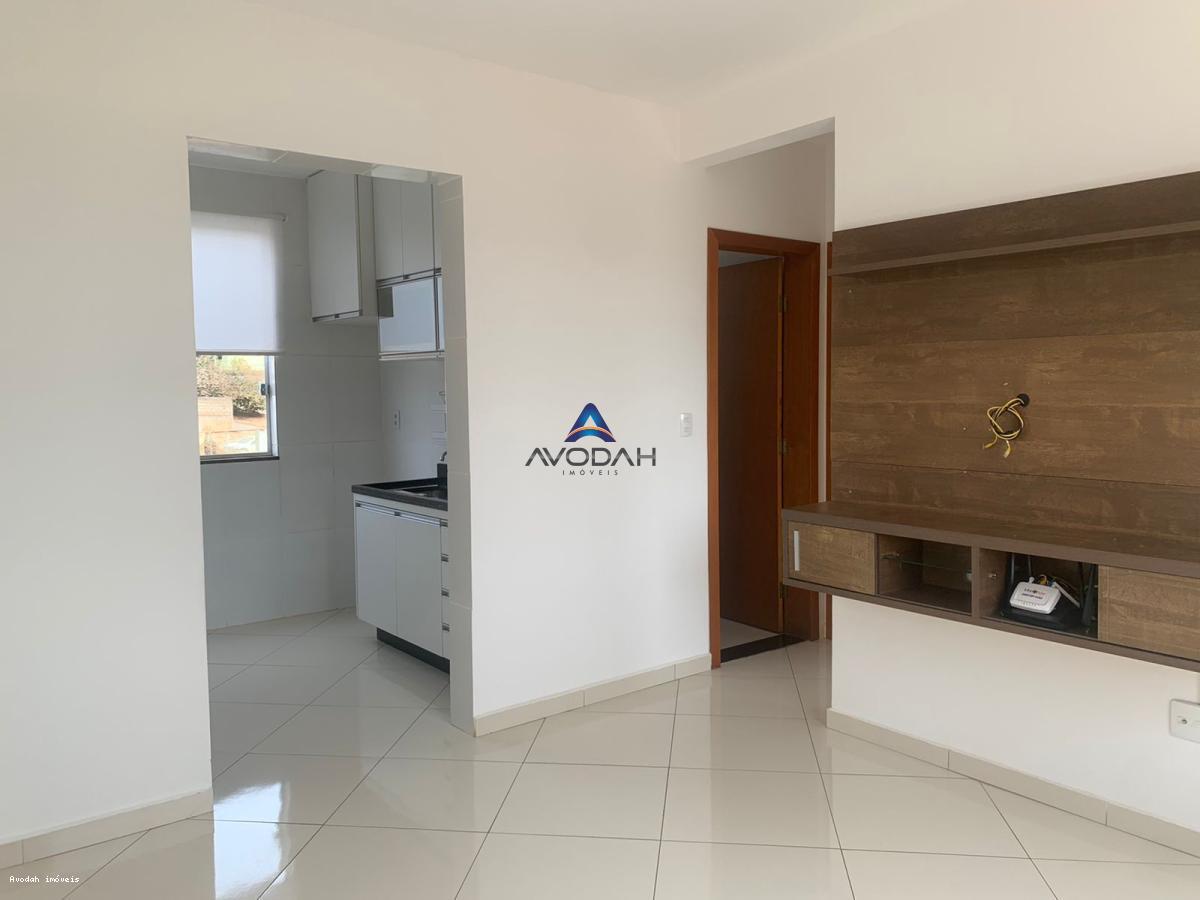 Apartamento à venda com 2 quartos, 70m² - Foto 14