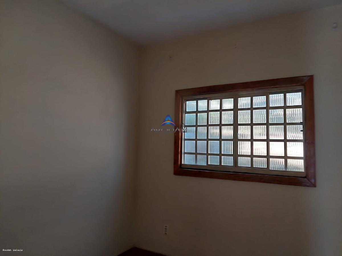 Casa para alugar com 4 quartos, 360m² - Foto 20