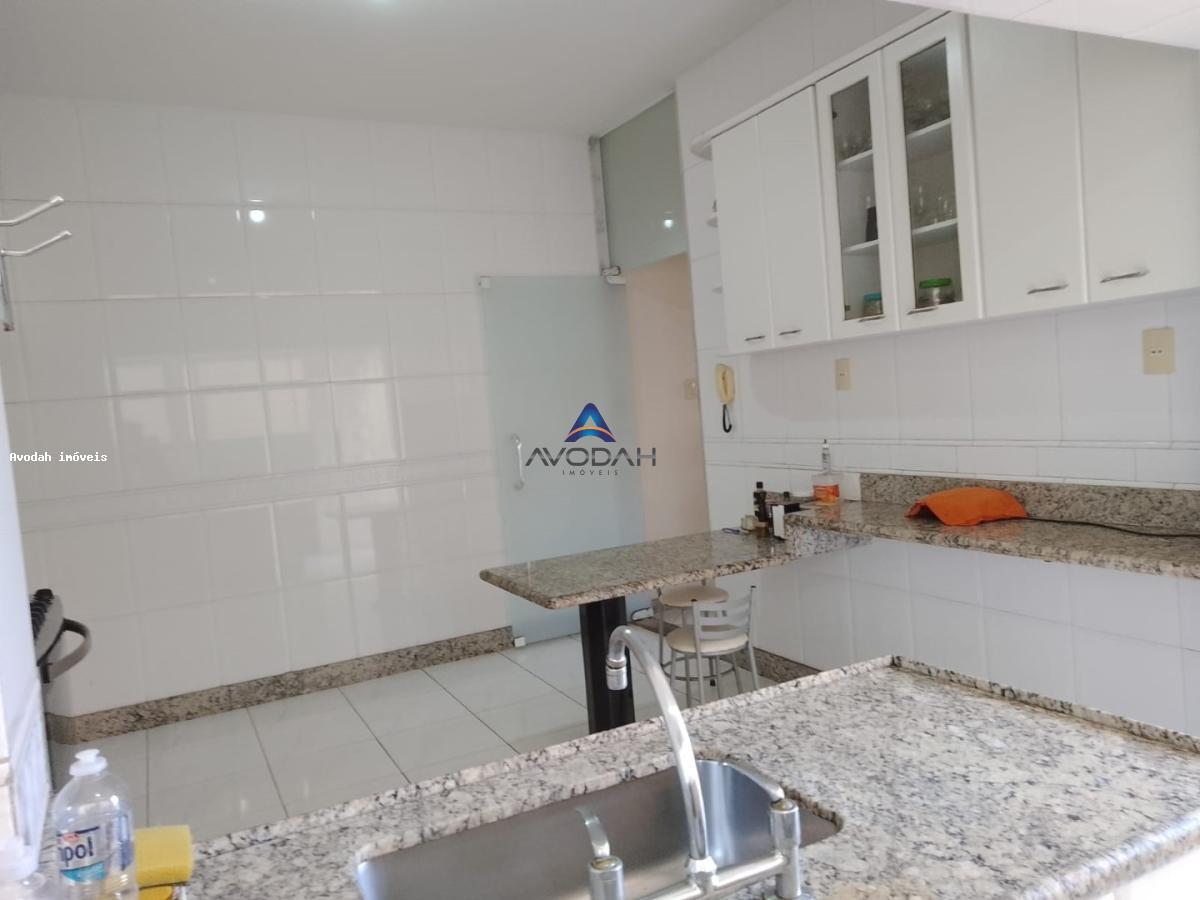 Casa para alugar com 3 quartos, 200m² - Foto 10