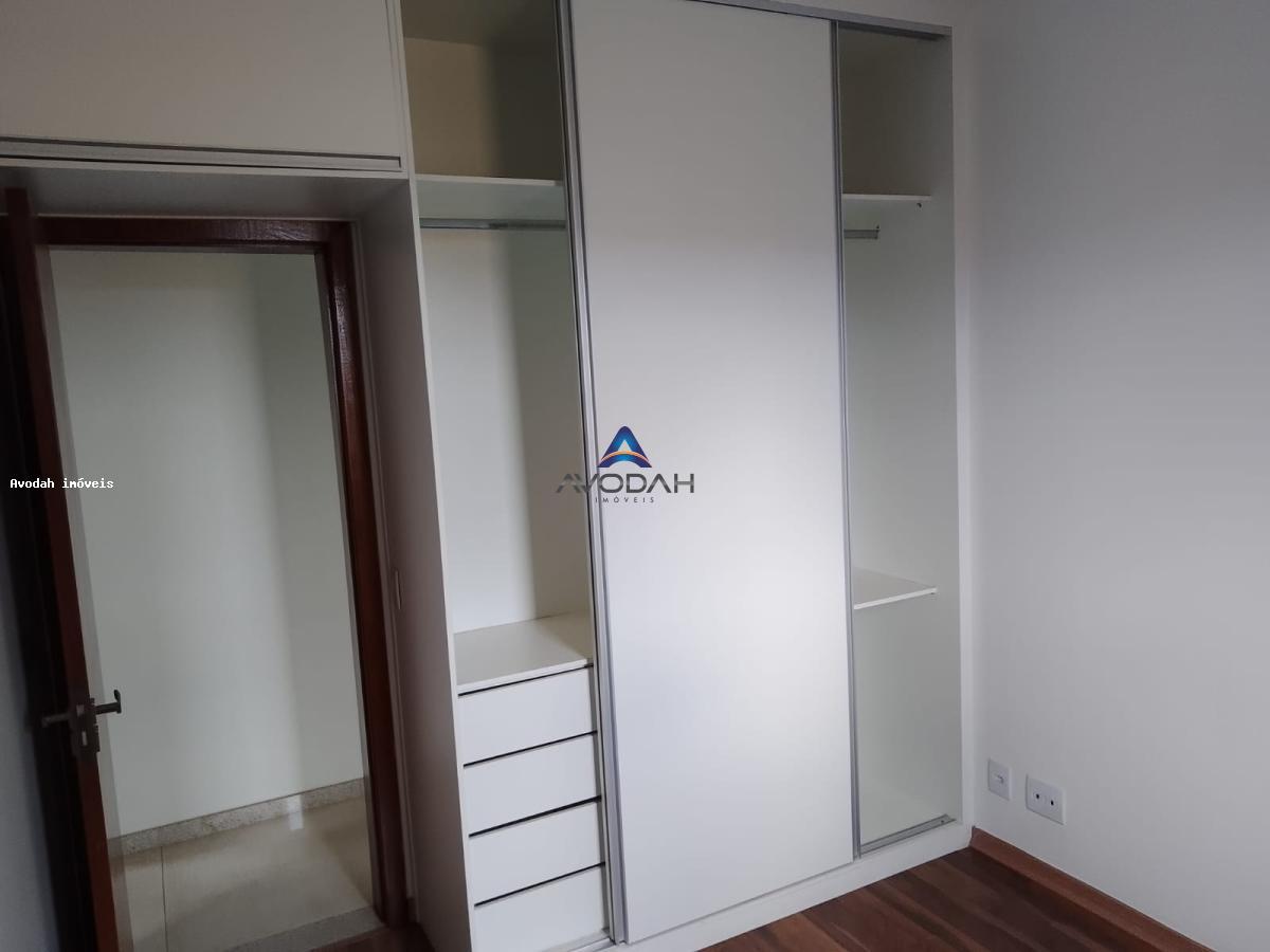 Apartamento à venda com 3 quartos, 360m² - Foto 10