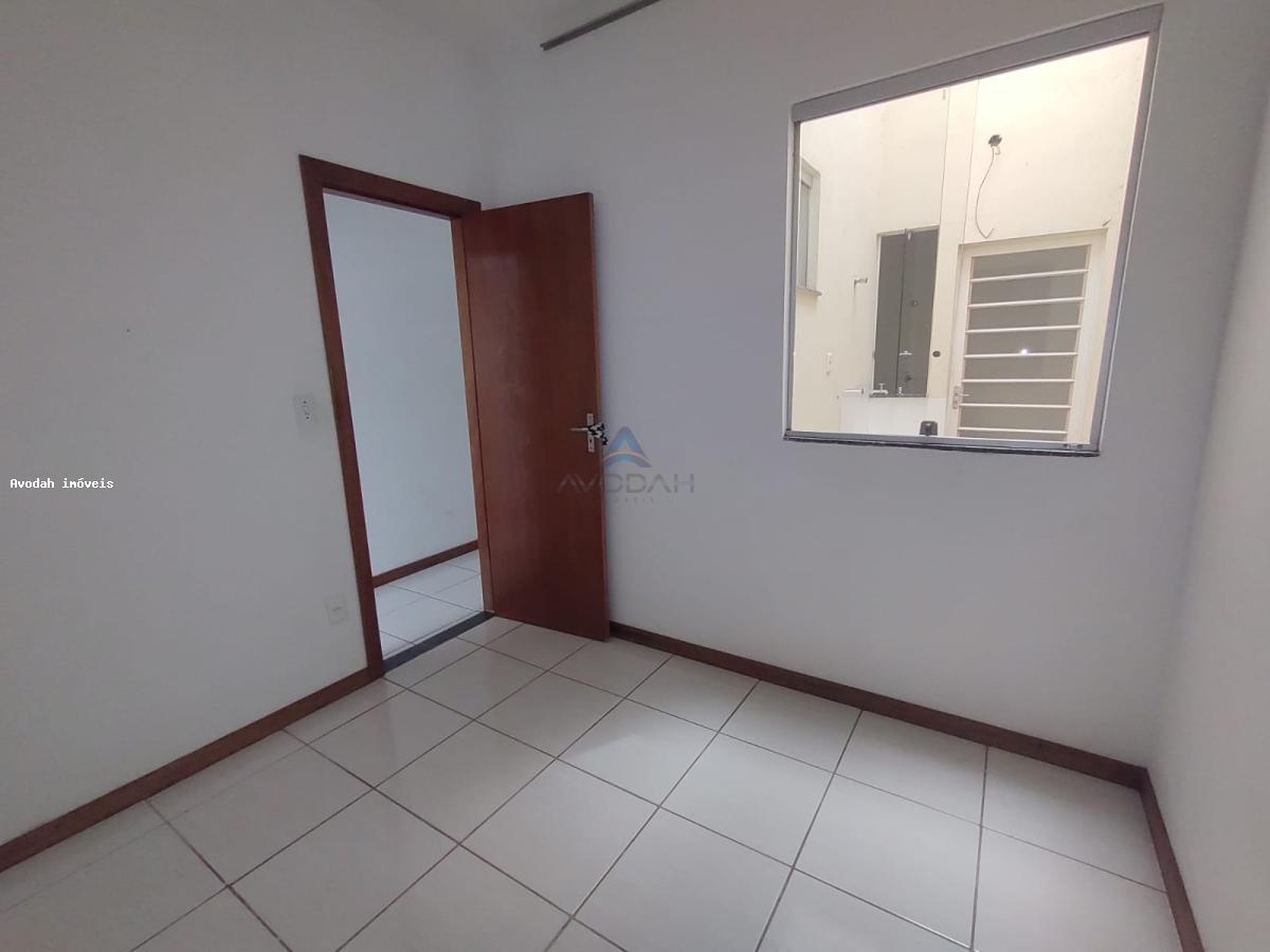 Casa à venda com 2 quartos, 120m² - Foto 10