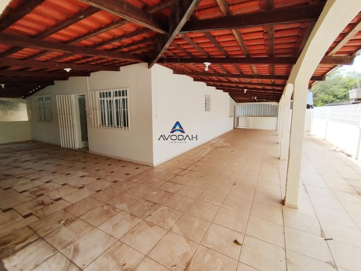 Casa para alugar com 3 quartos, 2000m² - Foto 31