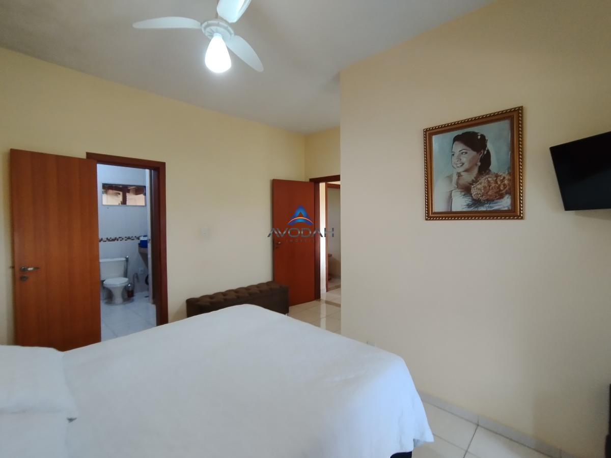 Casa à venda com 3 quartos, 360m² - Foto 14