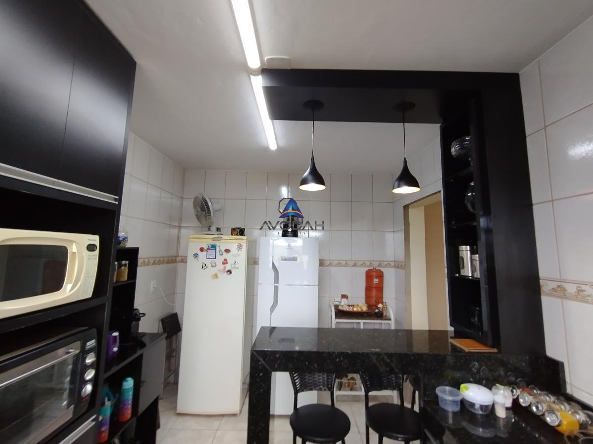 Casa à venda com 3 quartos, 360m² - Foto 30