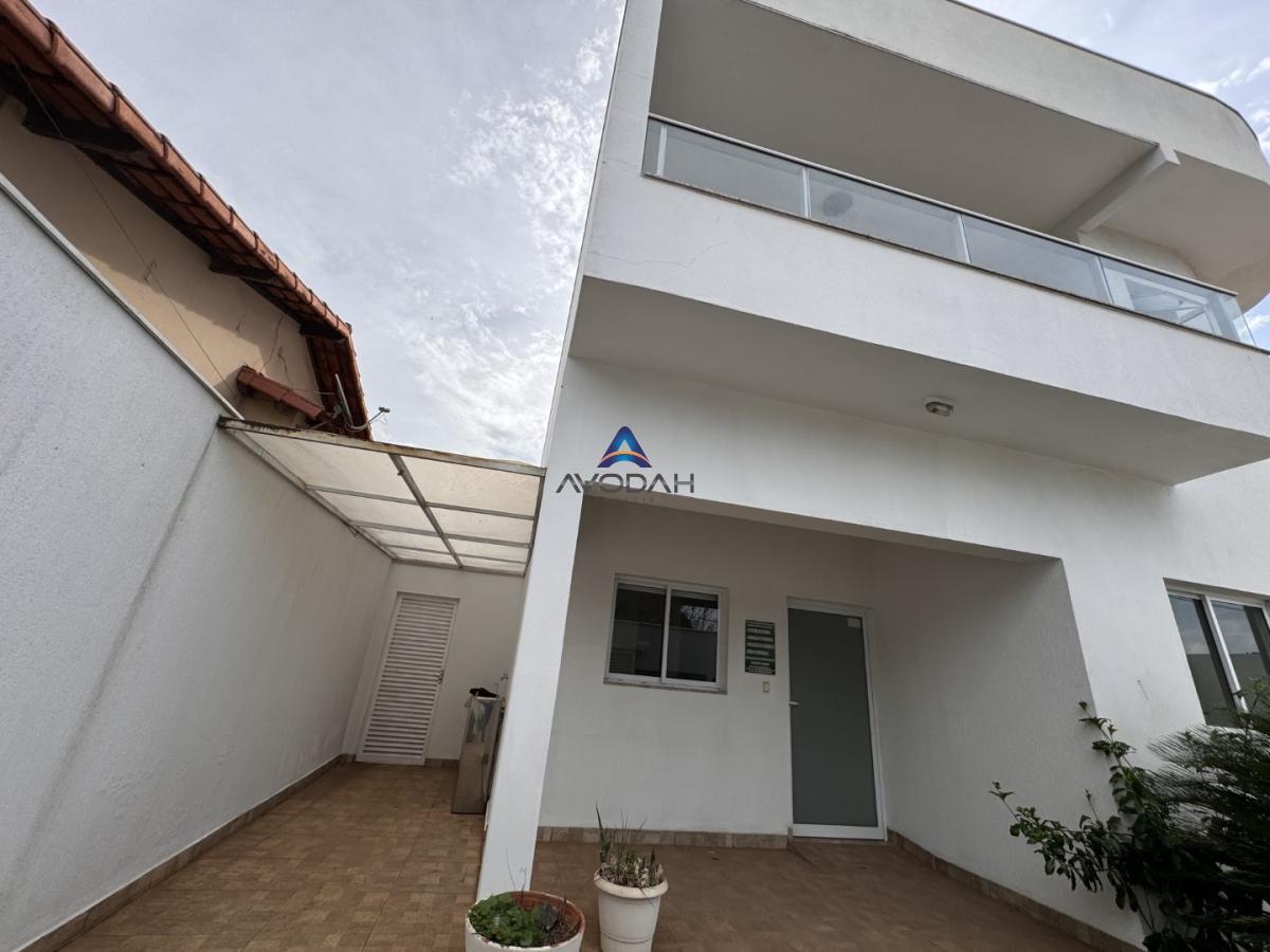 Casa à venda com 6 quartos, 376m² - Foto 48