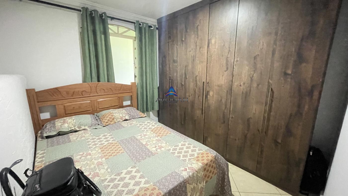 Casa à venda com 2 quartos, 200m² - Foto 17