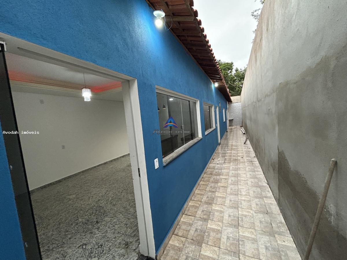 Casa à venda com 3 quartos, 180m² - Foto 4