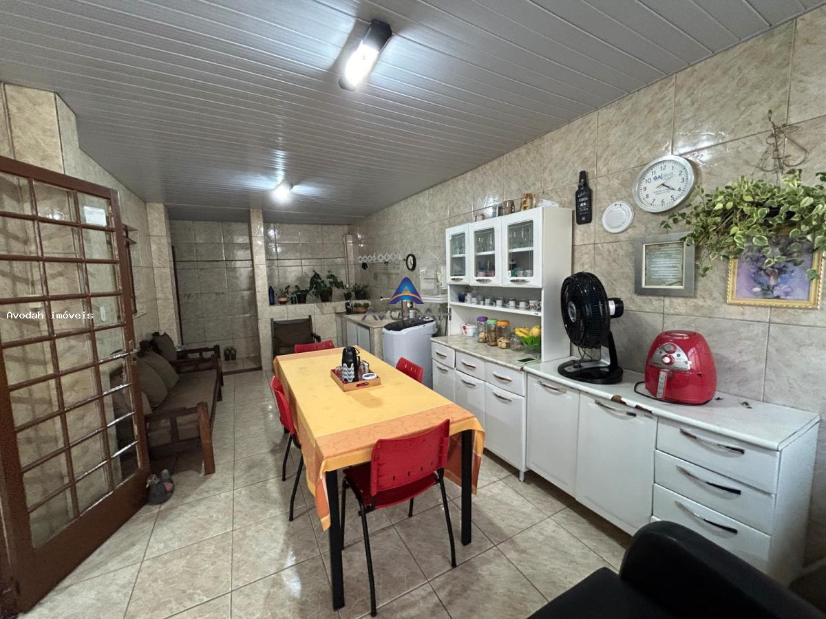 Casa à venda com 4 quartos, 360m² - Foto 7