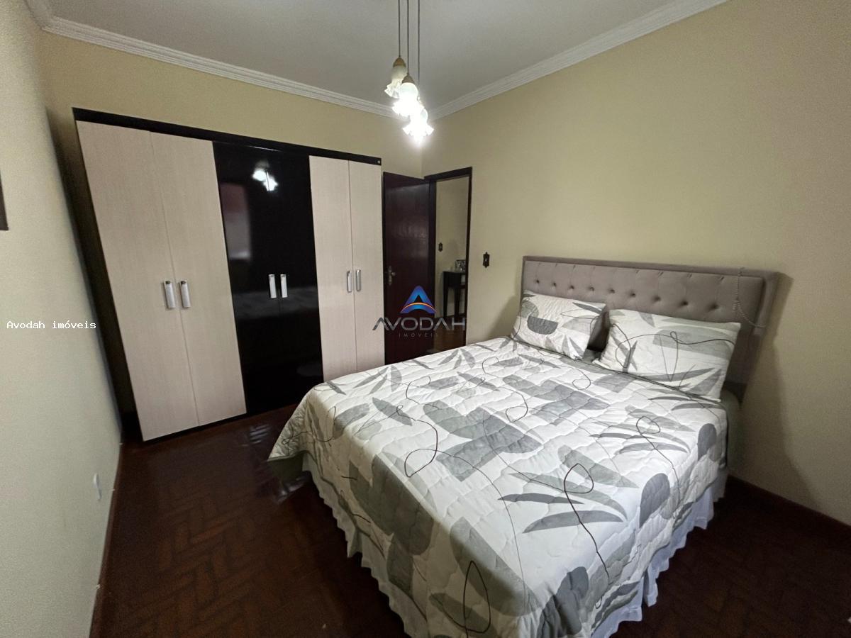 Casa à venda com 4 quartos, 360m² - Foto 5