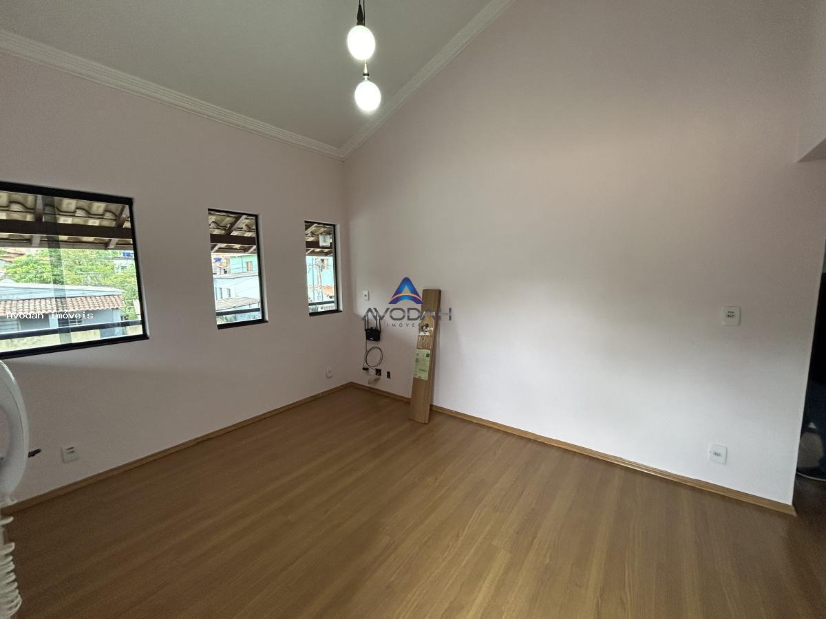 Casa à venda com 3 quartos, 360m² - Foto 6