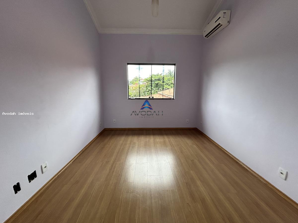 Casa à venda com 3 quartos, 360m² - Foto 9