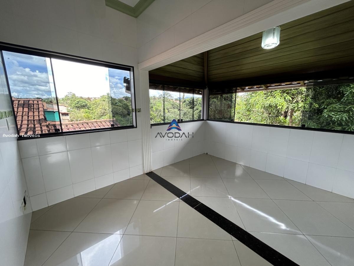 Casa à venda com 3 quartos, 360m² - Foto 15