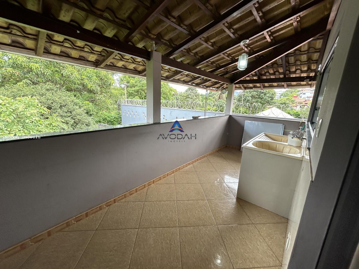 Casa à venda com 3 quartos, 360m² - Foto 18