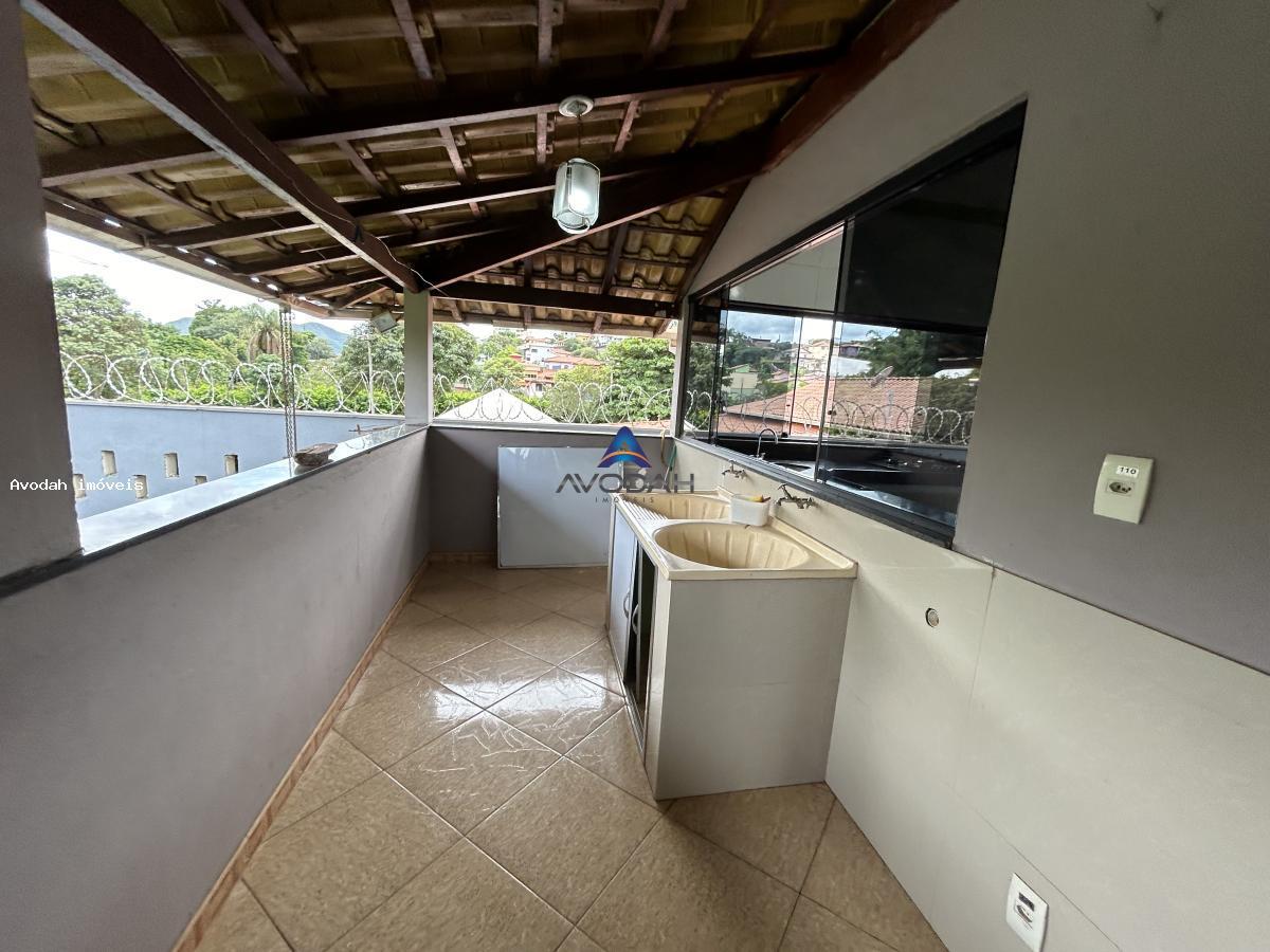 Casa à venda com 3 quartos, 360m² - Foto 19