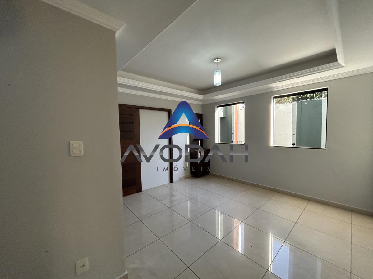 Casa à venda com 4 quartos, 360m² - Foto 3