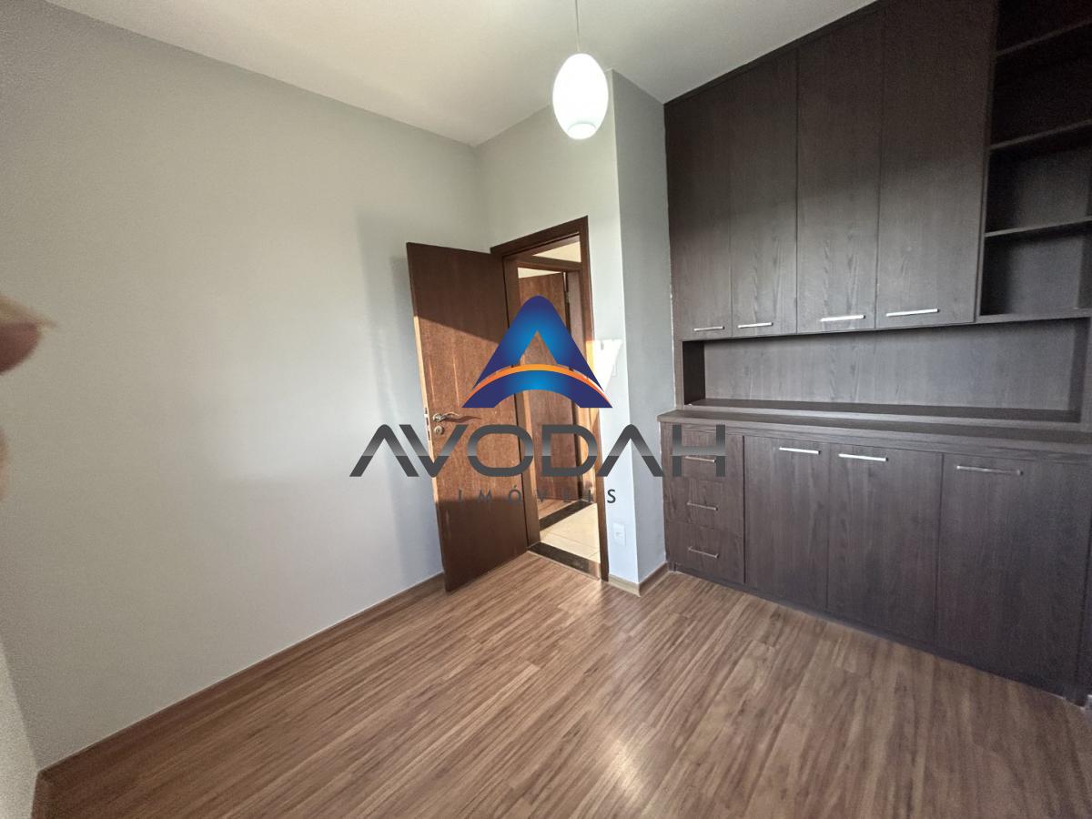 Casa à venda com 4 quartos, 360m² - Foto 11