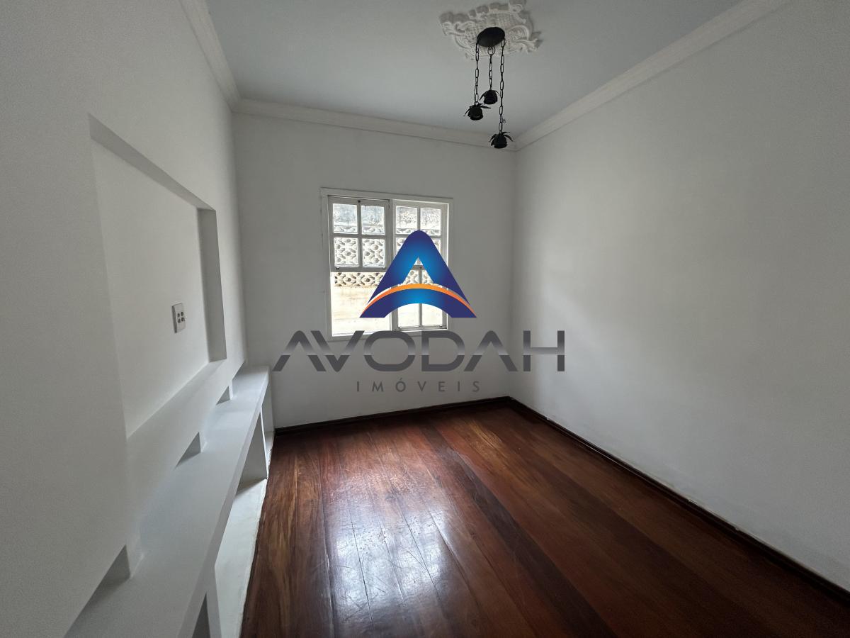 Casa à venda com 4 quartos, 360m² - Foto 9