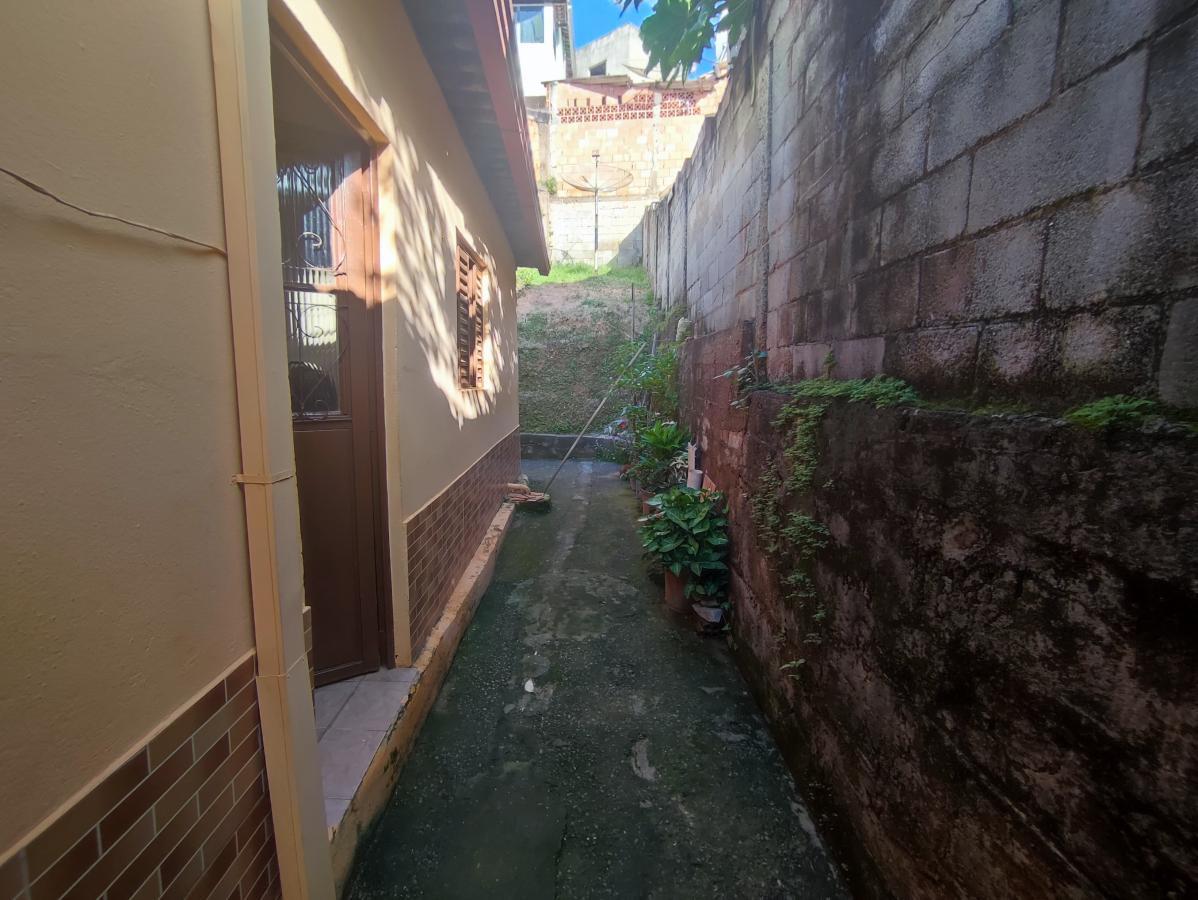 Casa à venda com 2 quartos, 200m² - Foto 10