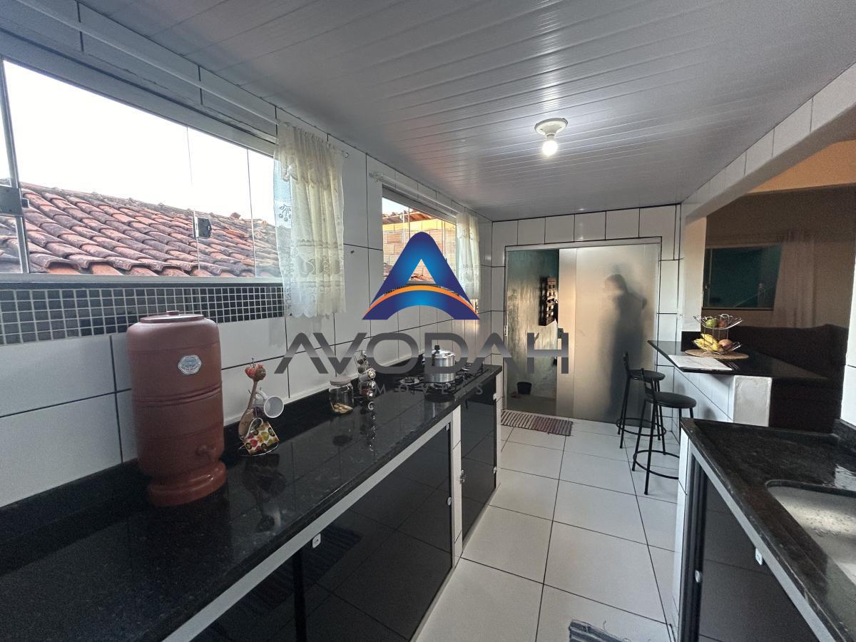 Casa à venda com 2 quartos, 100m² - Foto 10