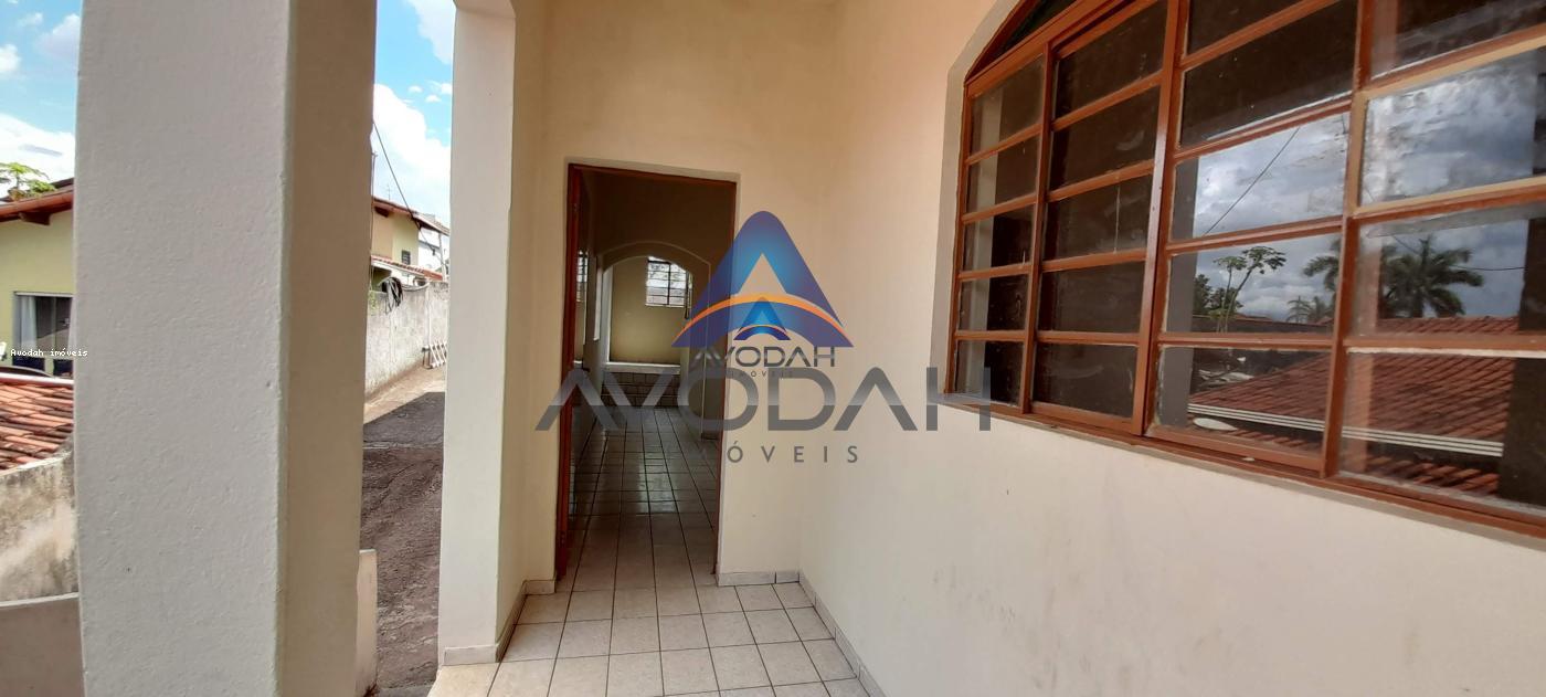 Apartamento à venda com 3 quartos, 60m² - Foto 2