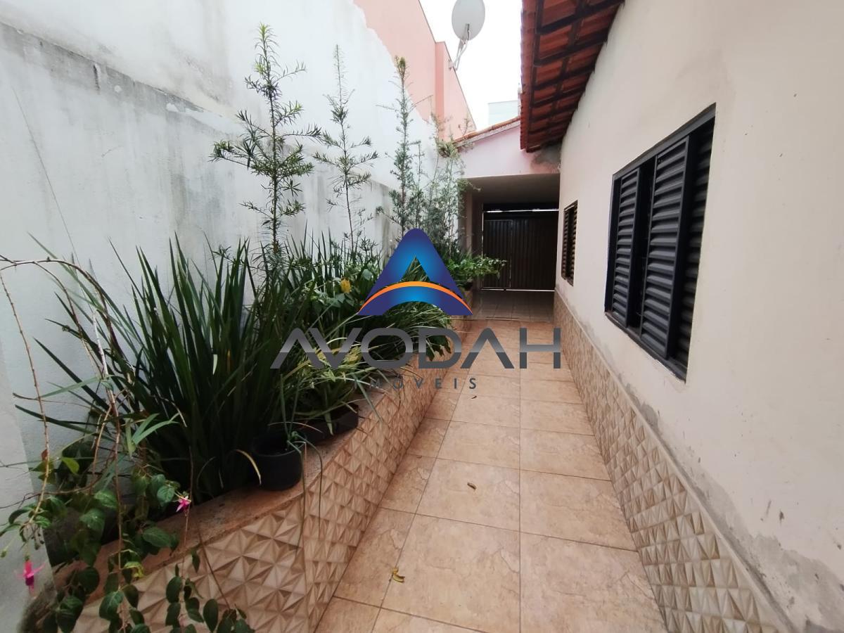 Casa à venda com 3 quartos, 360m² - Foto 10