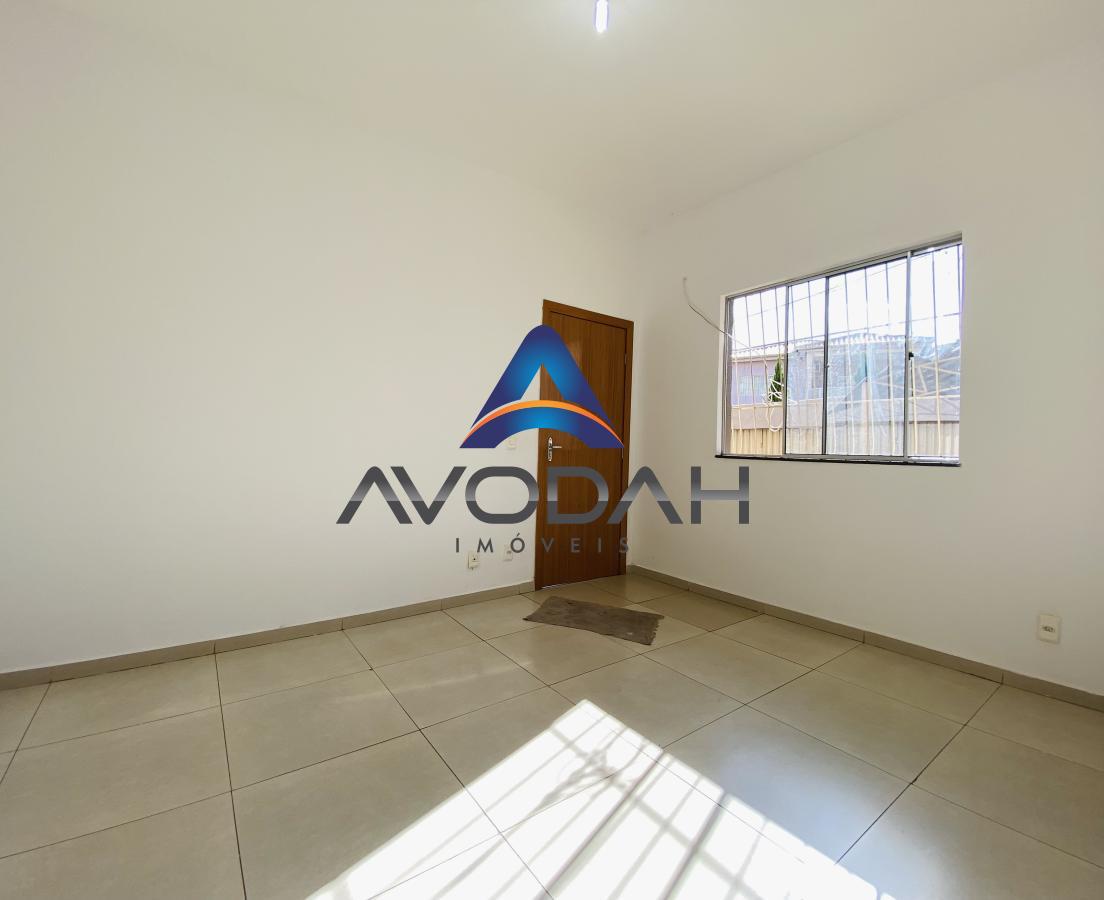 Apartamento à venda com 2 quartos, 80m² - Foto 2