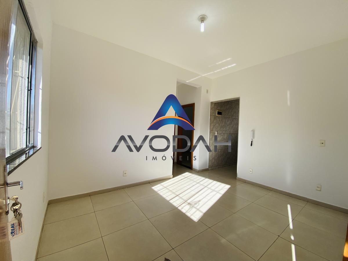 Apartamento à venda com 2 quartos, 80m² - Foto 3