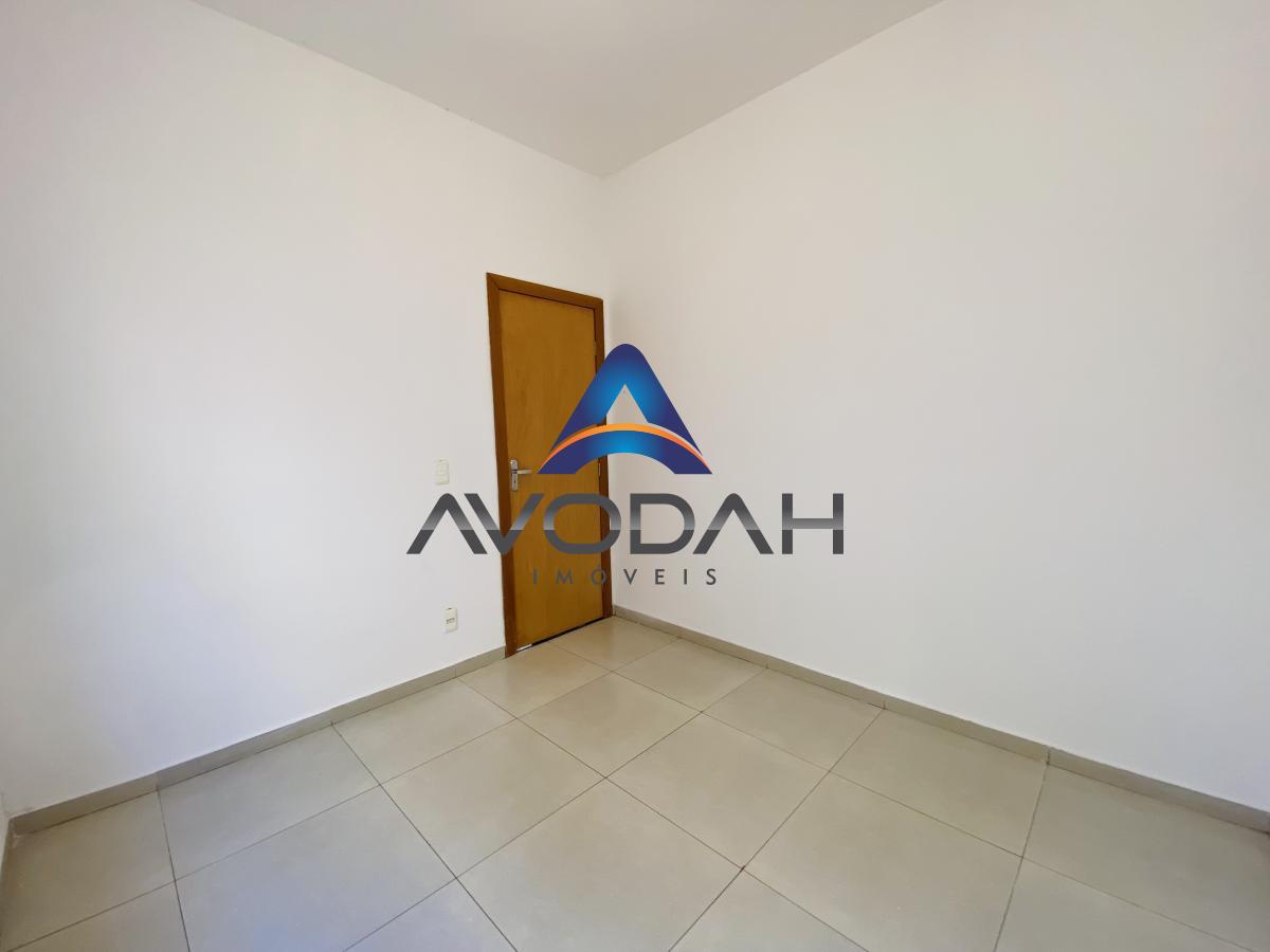 Apartamento à venda com 2 quartos, 80m² - Foto 4