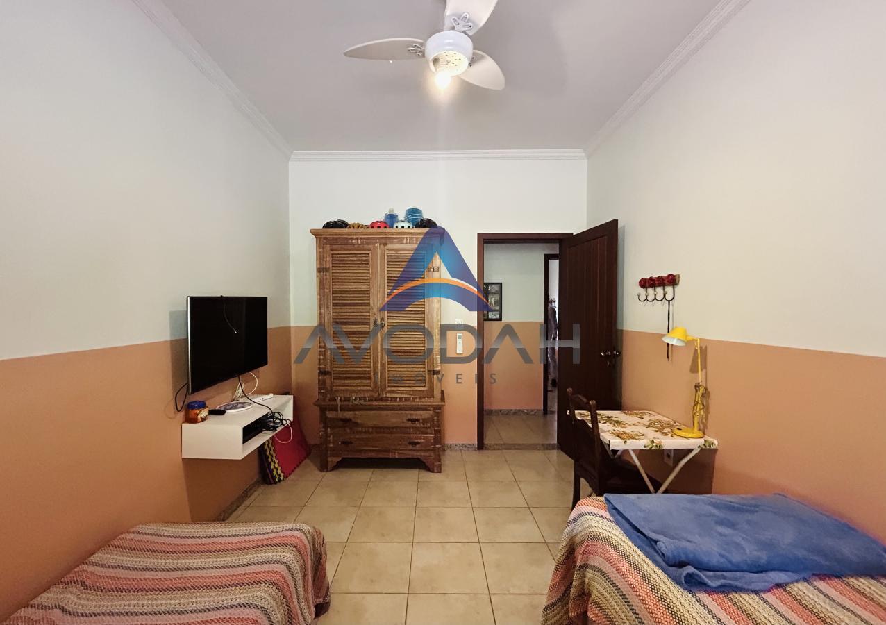 Chácara à venda com 5 quartos, 21m² - Foto 36