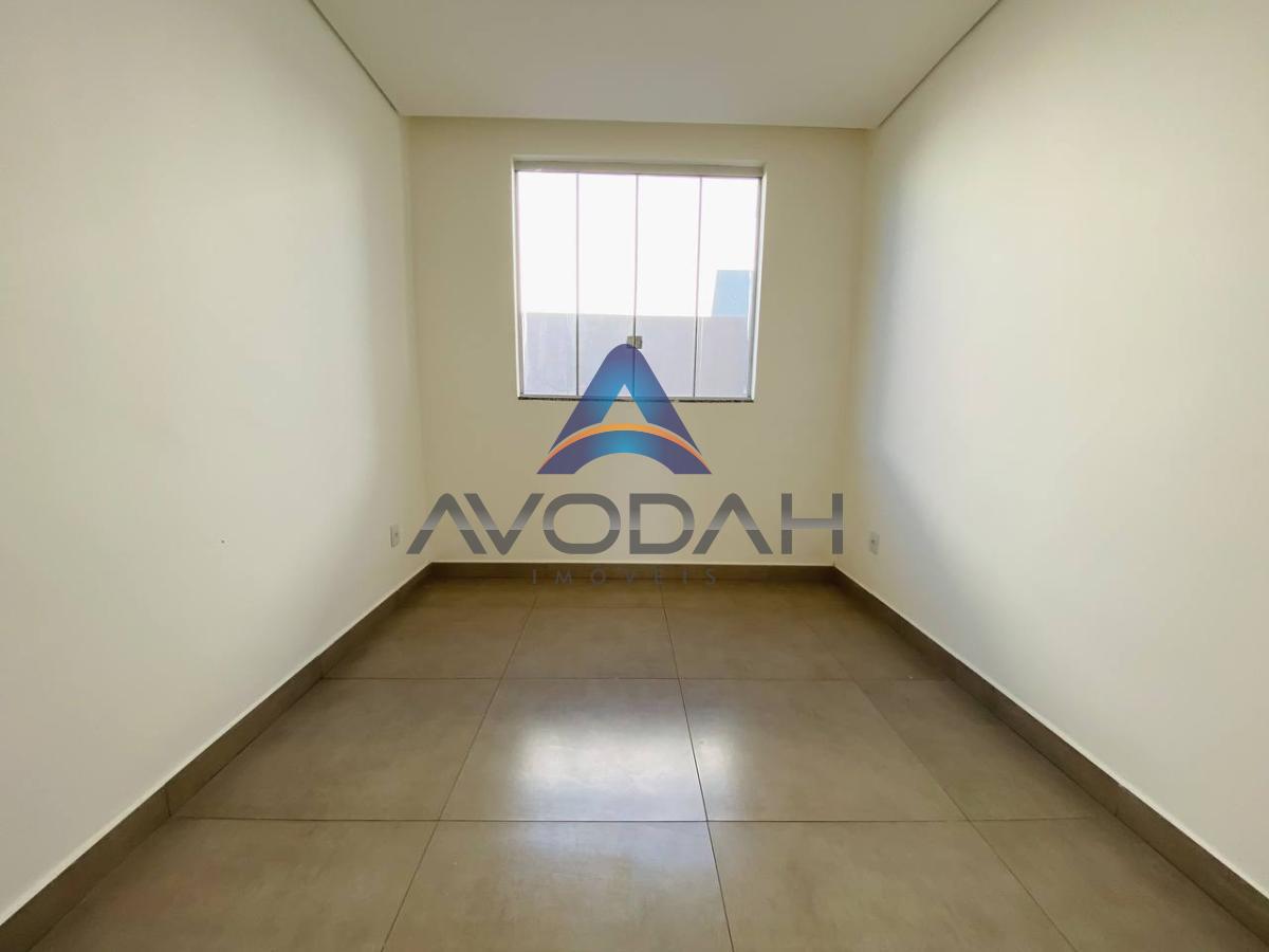 Casa à venda com 3 quartos, 360m² - Foto 8