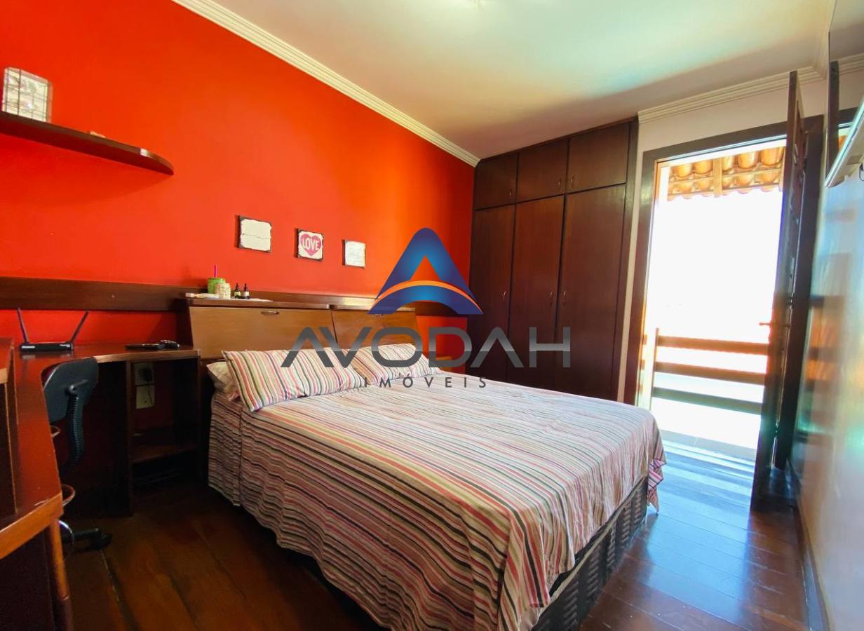 Casa à venda com 5 quartos, 360m² - Foto 11