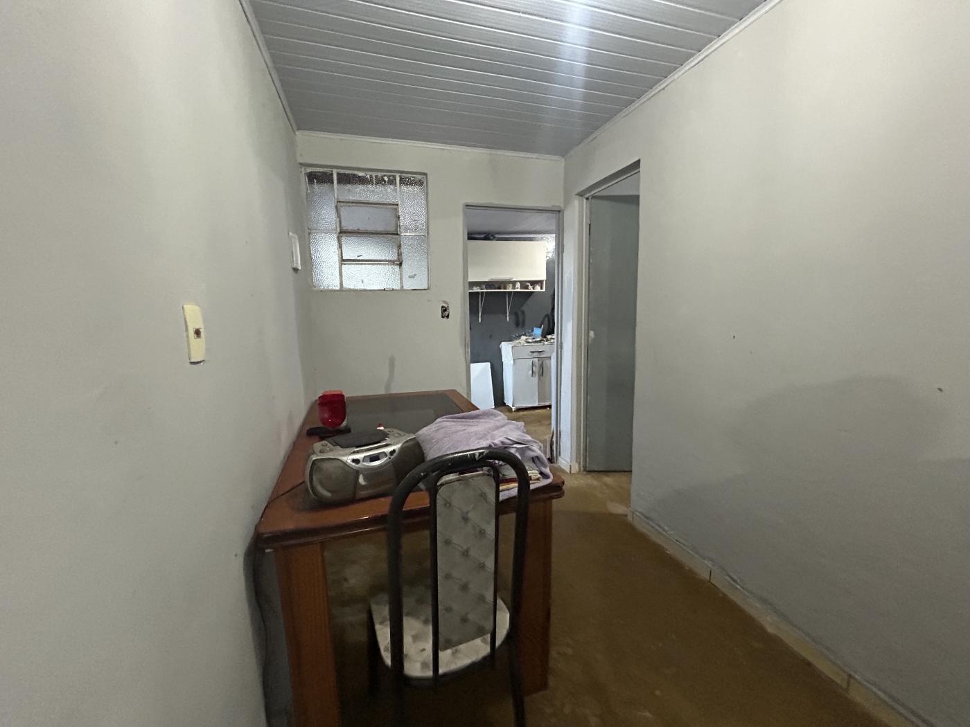 Casa para alugar com 2 quartos, 200m² - Foto 10